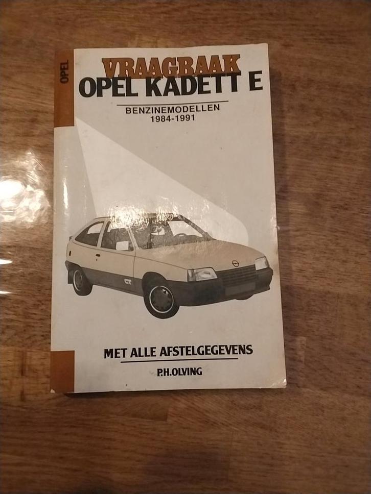 Vraagbaak Opel Kadett E Benzine modellen 1984-1991, Auto diversen, Handleidingen en Instructieboekjes, Ophalen of Verzenden