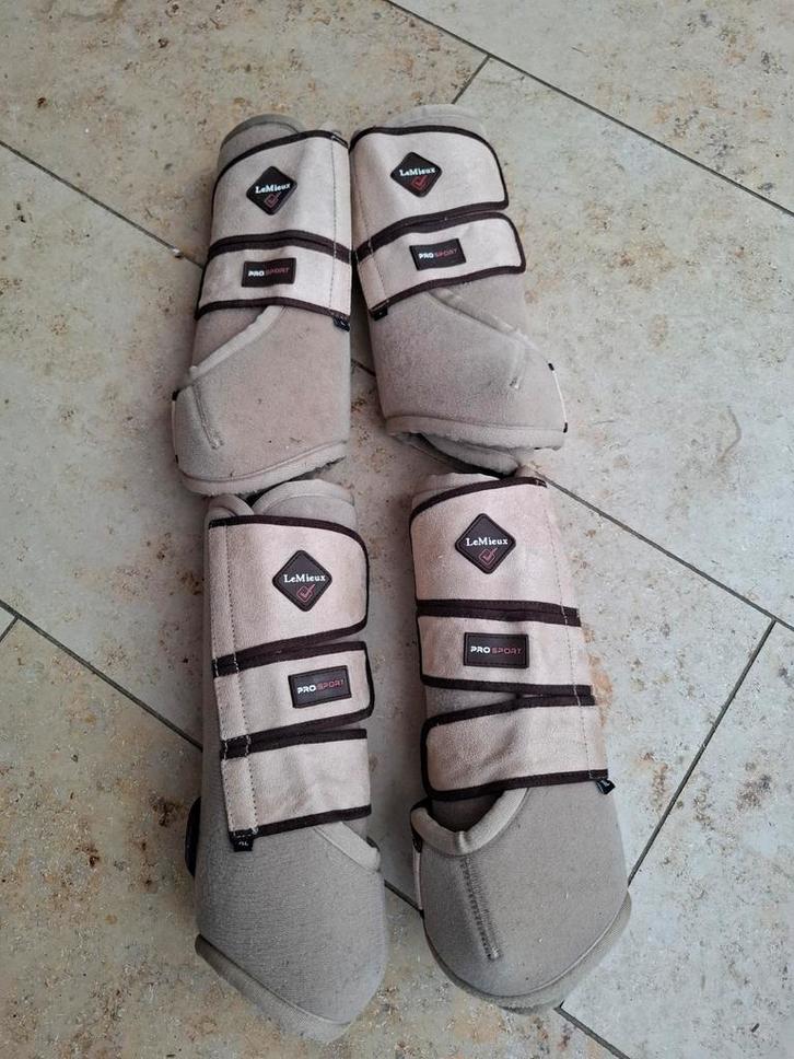 Lemieux support boots set 4 benen zeldzame kleur beige!, Dieren en Toebehoren, Paarden en Pony's | Beschermers, Zo goed als nieuw