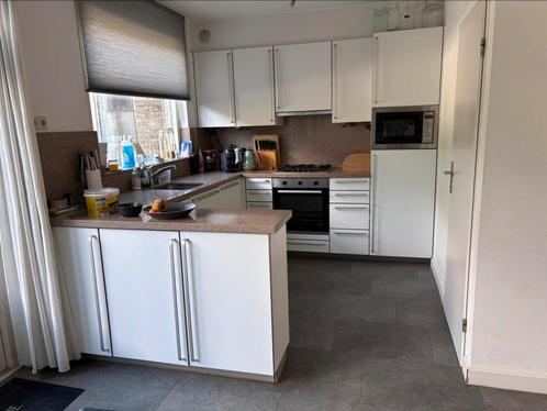 Complete keuken met kastjes en apparatuur, Huis en Inrichting, Keuken | Complete keukens, Gebruikt, Graniet of Steen, Ophalen