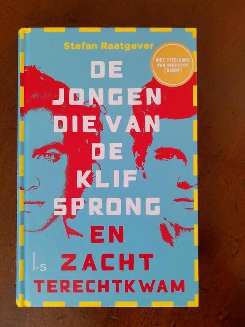 De jongen die van de klif sprong en zacht terechtkwam, Boeken, Kinderboeken | Jeugd | 13 jaar en ouder, Zo goed als nieuw, Ophalen of Verzenden