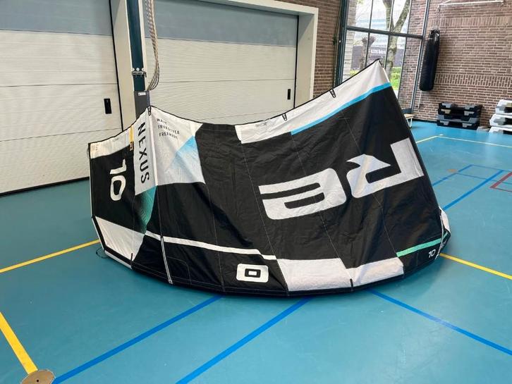 10m Core Nexus 3 zwart, Watersport en Boten, Kitesurfen, Gebruikt, Kite, 10 m², Geen board, Ophalen of Verzenden