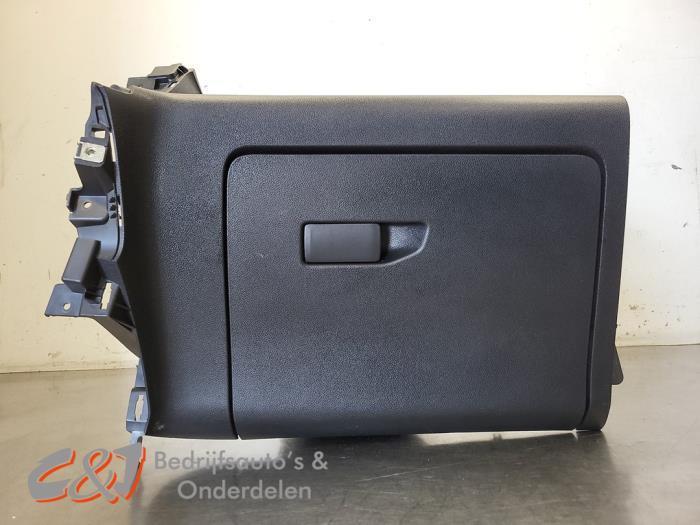 Dashboardkastje van een Peugeot Partner, Auto-onderdelen, Dashboard en Schakelaars, Peugeot, Gebruikt, 3 maanden garantie, Ophalen of Verzenden