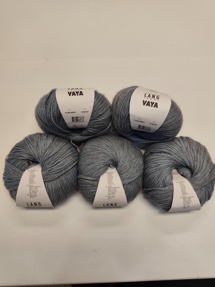 5 nieuwe bollen Lang Yarns Vaya 1135.0021, Hobby en Vrije tijd, Breien en Haken, Nieuw, Breien of Haken, Wol of Garen, Ophalen of Verzenden
