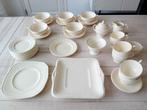 Set Wedgwood Edme servies.
Made in England puntgaaf, Ophalen of Verzenden, Zo goed als nieuw, Bord(en), Overige stijlen