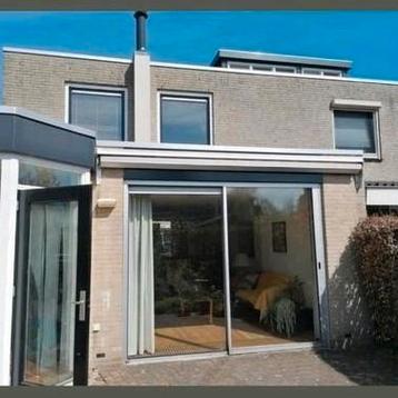 Dakdekker met tijd beschikbaar voor biedingen