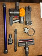 Nette Dyson V6 met nieuwe accu en borstel, Gebruikt, Stofzuiger, Ophalen of Verzenden, Minder dan 1200 watt