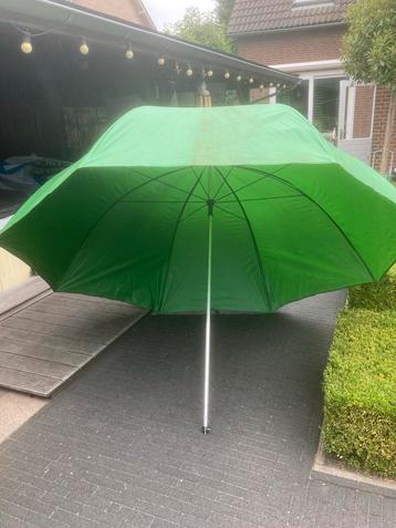 Grote groene vis parasol / paraplu beschikbaar voor biedingen