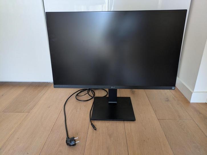 LG 27 inch Full HD IPS-monitor, Computers en Software, Monitoren, Gebruikt, 60 Hz of minder, DisplayPort, HDMI, Ingebouwde speakers