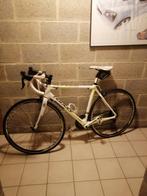 Koersfiets Ridley heren + mountenbike Granville dames, Vering, 49 tot 53 cm, Zo goed als nieuw, Meer dan 20 versnellingen