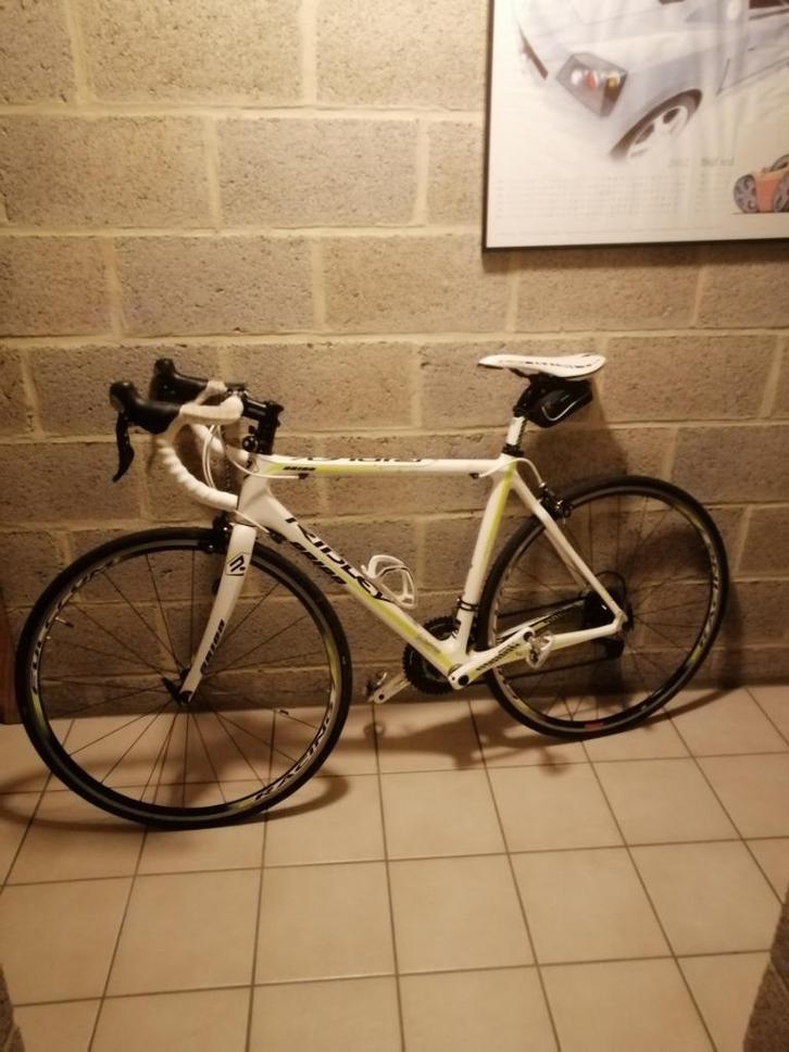 Koersfiets Ridley heren + mountenbike Granville dames, Fietsen en Brommers, Fietsen | Heren | Sportfietsen en Toerfietsen, Zo goed als nieuw