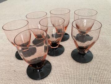 Art Deco vintage Likeurglazen Roze/Zwart (7 stuks) beschikbaar voor biedingen