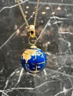 14k Gouden Ketting met Wereldbol Hanger, Ophalen of Verzenden, Zo goed als nieuw, Goud