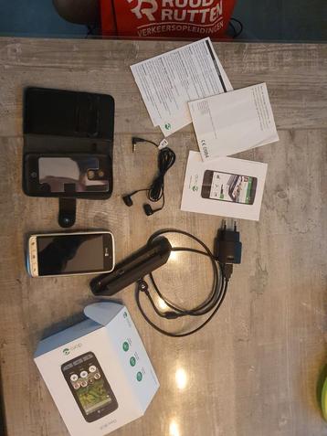 Doro 8031 telefoon en hoesje beschikbaar voor biedingen