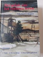 Chrapov - Geluk van het verloren leven, Boeken, Ophalen of Verzenden, Chrapov, Zo goed als nieuw