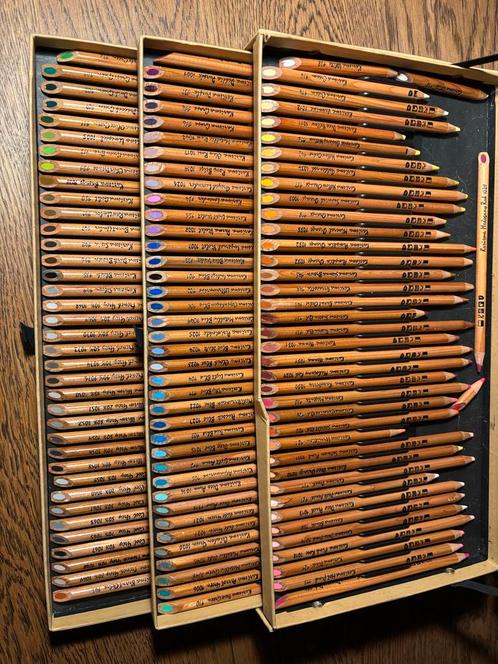 Karisma Kleurpotloden Set - 115 Stuks, Hobby en Vrije tijd, Tekenen, Gebruikt, Overige typen, Ophalen