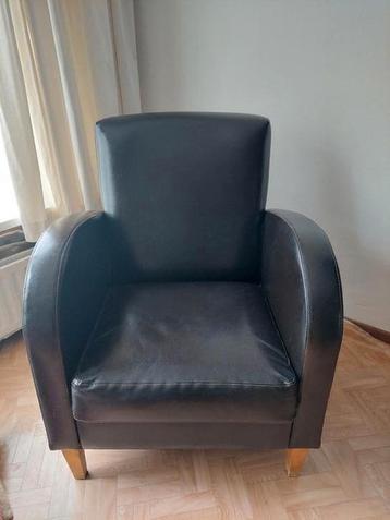 Leren fauteuil izgst beschikbaar voor biedingen