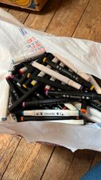 198 aquamarkers en twinmarkers, Hobby en Vrije tijd, Tekenen, Ophalen of Verzenden, Zo goed als nieuw, Potlood of Stift