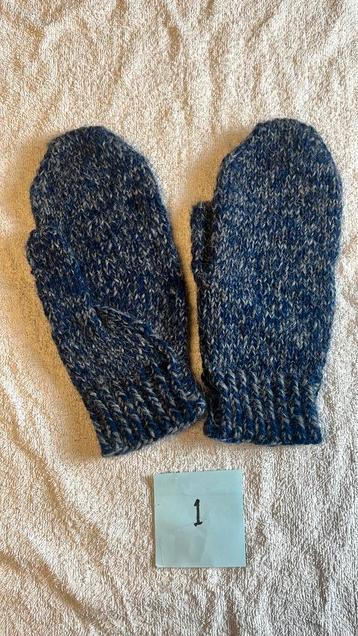 Wollen winterwanten / polswarmers beschikbaar voor biedingen