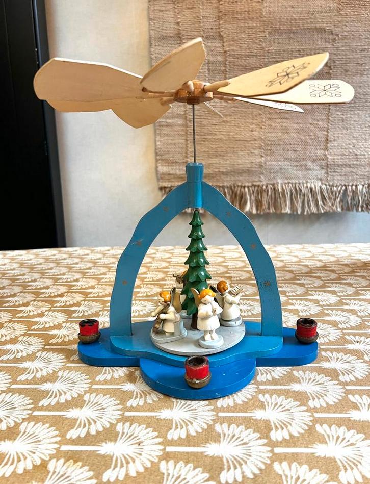 Kerst piramide Käte Wohlfart met engeltjes, Diversen, Kerst, Zo goed als nieuw, Ophalen of Verzenden