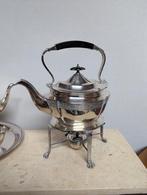 Verzilverde theepot met warmhouder. England, Ophalen of Verzenden