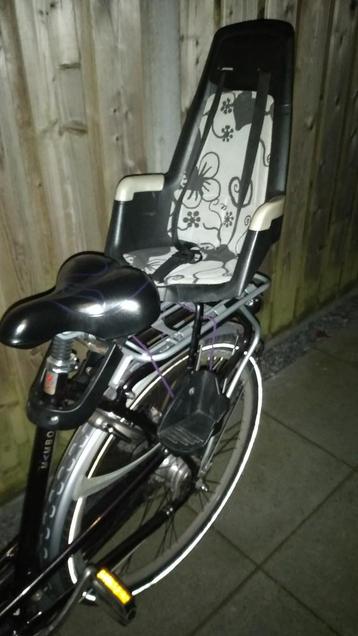 Fiets stoeltje  achterzitje.  beschikbaar voor biedingen