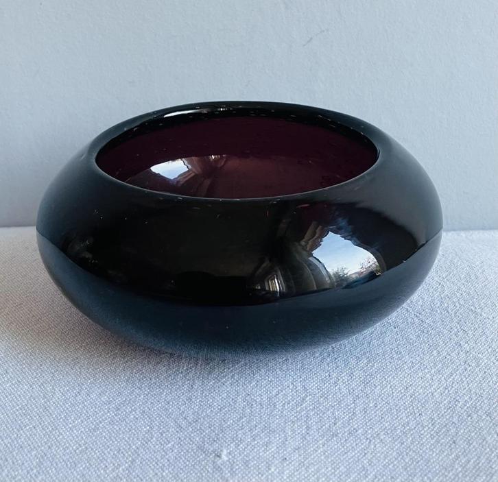 Verrerie Biot France schaal bubbel glas amethyst seventies, Antiek en Kunst, Antiek | Glas en Kristal, Ophalen of Verzenden