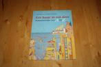 Een kusje in een doos gedichten prentenboek poëzie, Ophalen of Verzenden, Gelezen, Lidy Peters en Marijke Brugmans, Prentenboek