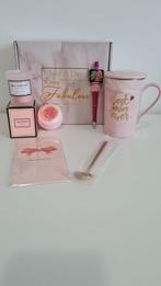 Prachtige luxe cadeaubox Pink Marble, Nieuw, Ophalen of Verzenden, Handen en Nagels, Roze