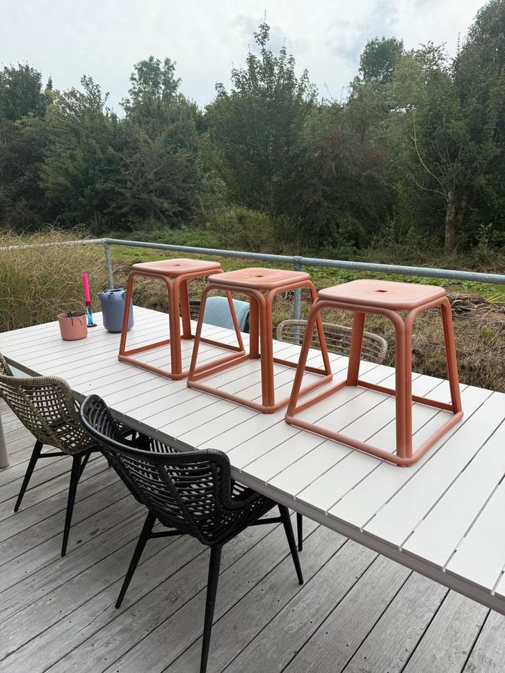 3 Tuin Krukjes/Tafeltjes, Huis en Inrichting, Krukjes, Gebruikt, Staal, Ophalen of Verzenden