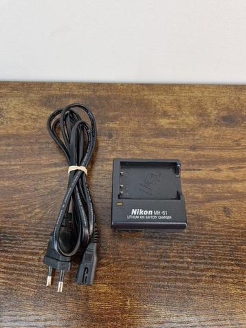 Oplader Nikon MH-61 beschikbaar voor biedingen
