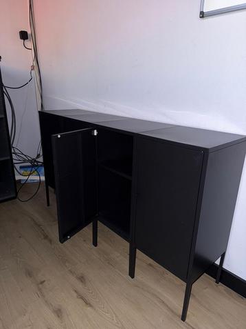 Zwarte opbergkast / archiefkast – compact & stijlvol