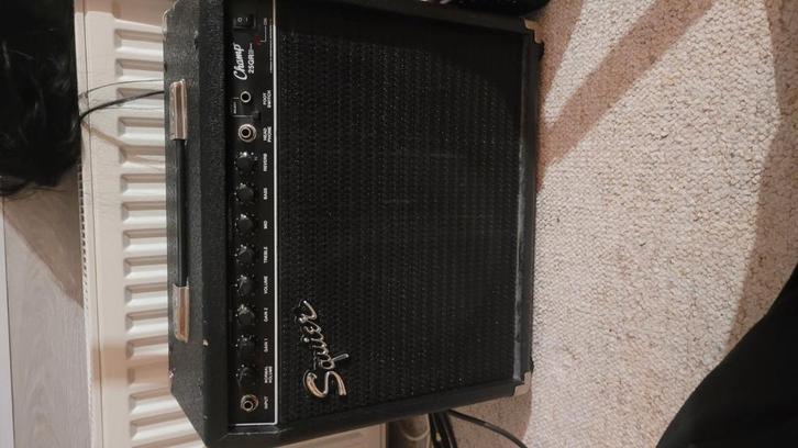 Squier champ versterker, Muziek en Instrumenten, Versterkers | Keyboard, Monitor en PA, Zo goed als nieuw, Minder dan 500 watt