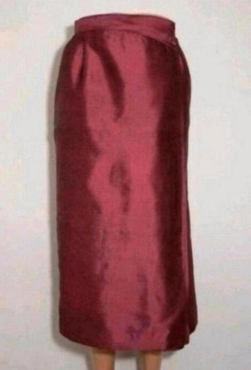 Donkerrode overslagrok van 100% zijde van Lorenzo, Kleding | Dames, Rokken, Zo goed als nieuw, Maat 42/44 (L), Rood, Verzenden