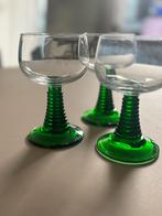 Set van 3 vintage groene glazen, Glas of Glazen, Ophalen of Verzenden, Overige stijlen, Glas