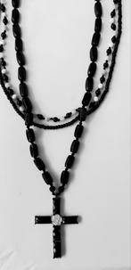 Monet halsketting met kruis, Overige materialen, Zwart, Ophalen of Verzenden, Zo goed als nieuw