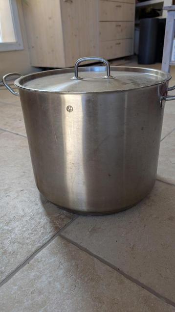 Pan 16 of 21 liter Hendi kitschen line beschikbaar voor biedingen