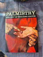 Palmistry the art of reading hands, Ophalen of Verzenden, Zo goed als nieuw