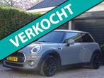 Mini Mini 1.5 Chili | Achteruitrijcamera | Carplay | Climate, Voorwielaandrijving, Gebruikt, 4 stoelen, Leder en Stof