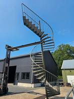 Stalen wenteltrap gegalv. Hoog 6,6 mtr. Nob047, Doe-het-zelf en Verbouw, Ladders en Trappen, Ophalen, 2 tot 4 meter