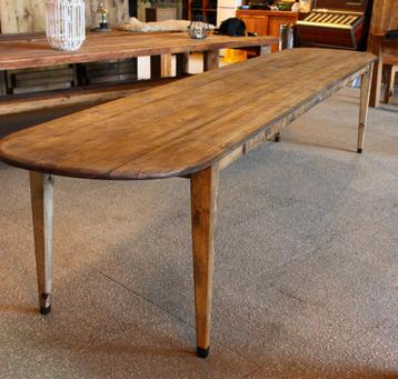 Kloostertafel Wijnproeverij tafels uit Frankrijk beschikbaar voor biedingen