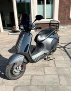 Vespa sprint, Fietsen en Brommers, Scooters | Vespa, Ophalen, Vespa S, Zo goed als nieuw, Benzine