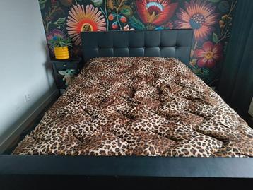 Wasbaar dekbed zonder overtrek 200x200 cm  beschikbaar voor biedingen