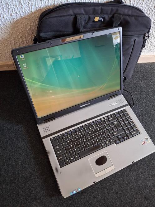Medion Akoya met Windows Vista en veel originele software, Computers en Software, Windows Laptops, Gebruikt, 16 inch, HDD, Minder dan 2 Ghz