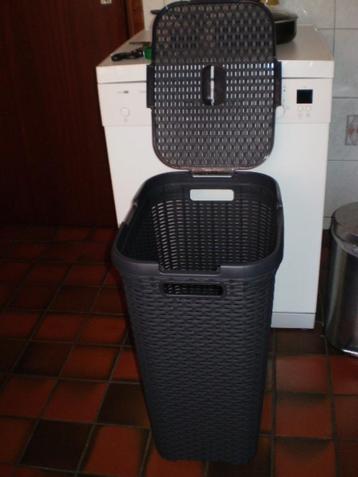 Wasbox / wasmand van Curver style.  Antracietgrijs. beschikbaar voor biedingen
