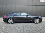 Porsche Panamera 3.6 4 / YOUNGTIMER / LUXE UITVOERING, Auto's, Porsche, Automaat, Euro 5, Gebruikt, Zwart