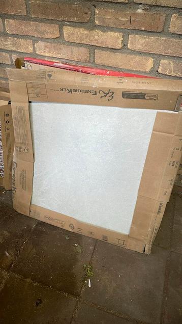 Badkamer tegels 60x60 beschikbaar voor biedingen