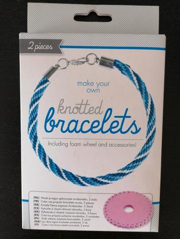 Armbanden knopen  beschikbaar voor biedingen