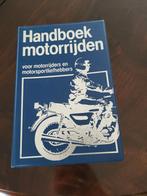 Handboek Motorrijden - Informatief Motorboek, Boeken, Ophalen of Verzenden, Gelezen, Mike Hallwood, Algemeen