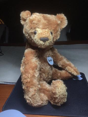 Teddybeer George van Steiff beschikbaar voor biedingen
