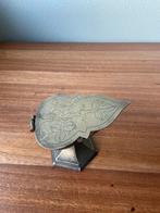 Antiek metalen doosje met bloemmotief, Antiek en Kunst, Ophalen of Verzenden